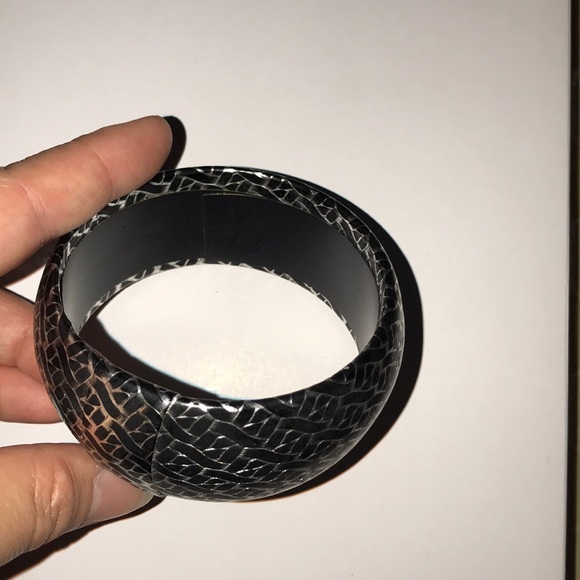 Silver And Black Bracelet - Picture 3 of 6